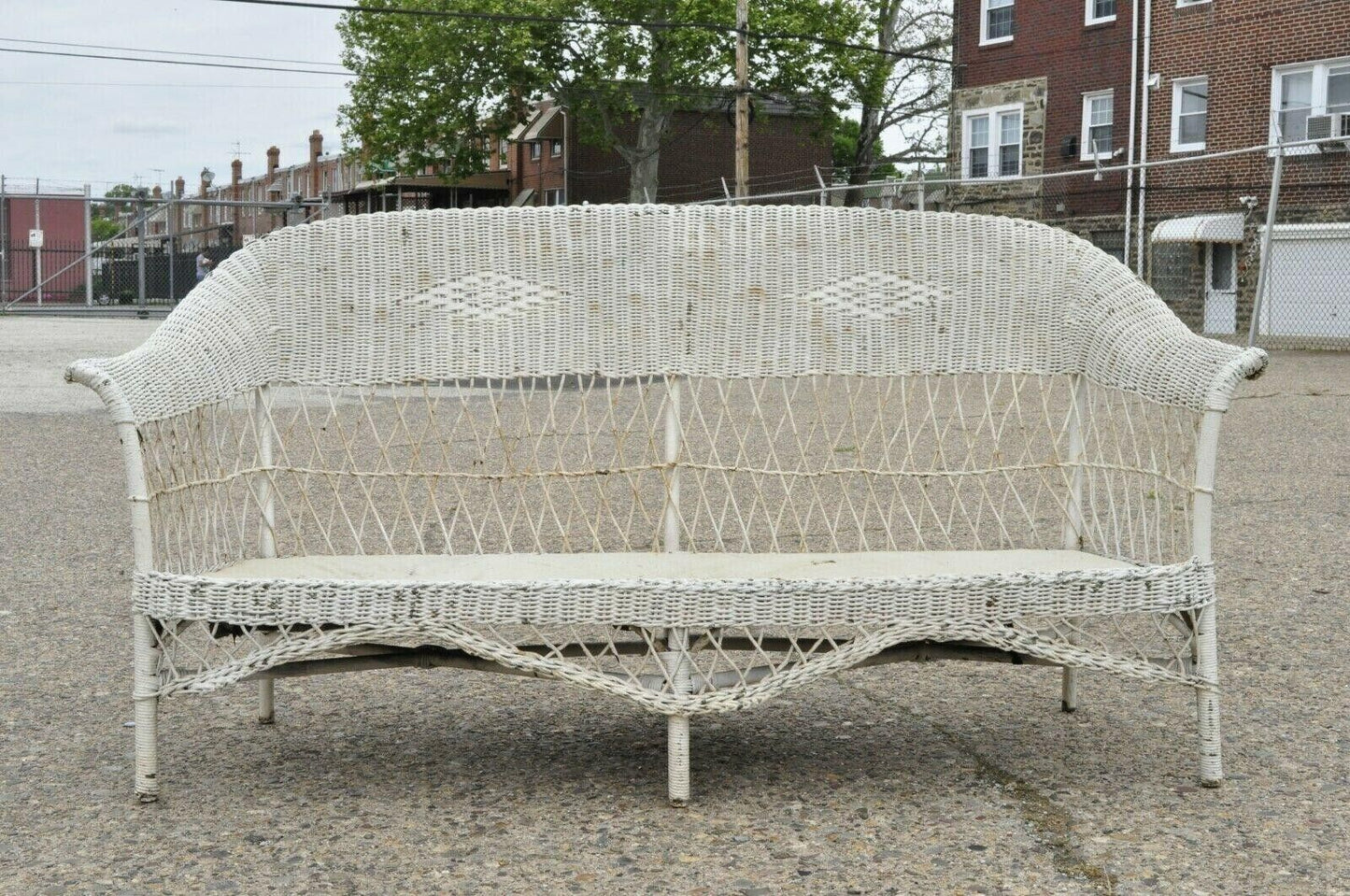Antique Victorian Wicker Rattan White Painted Sunroom Patio Furniture Sofa