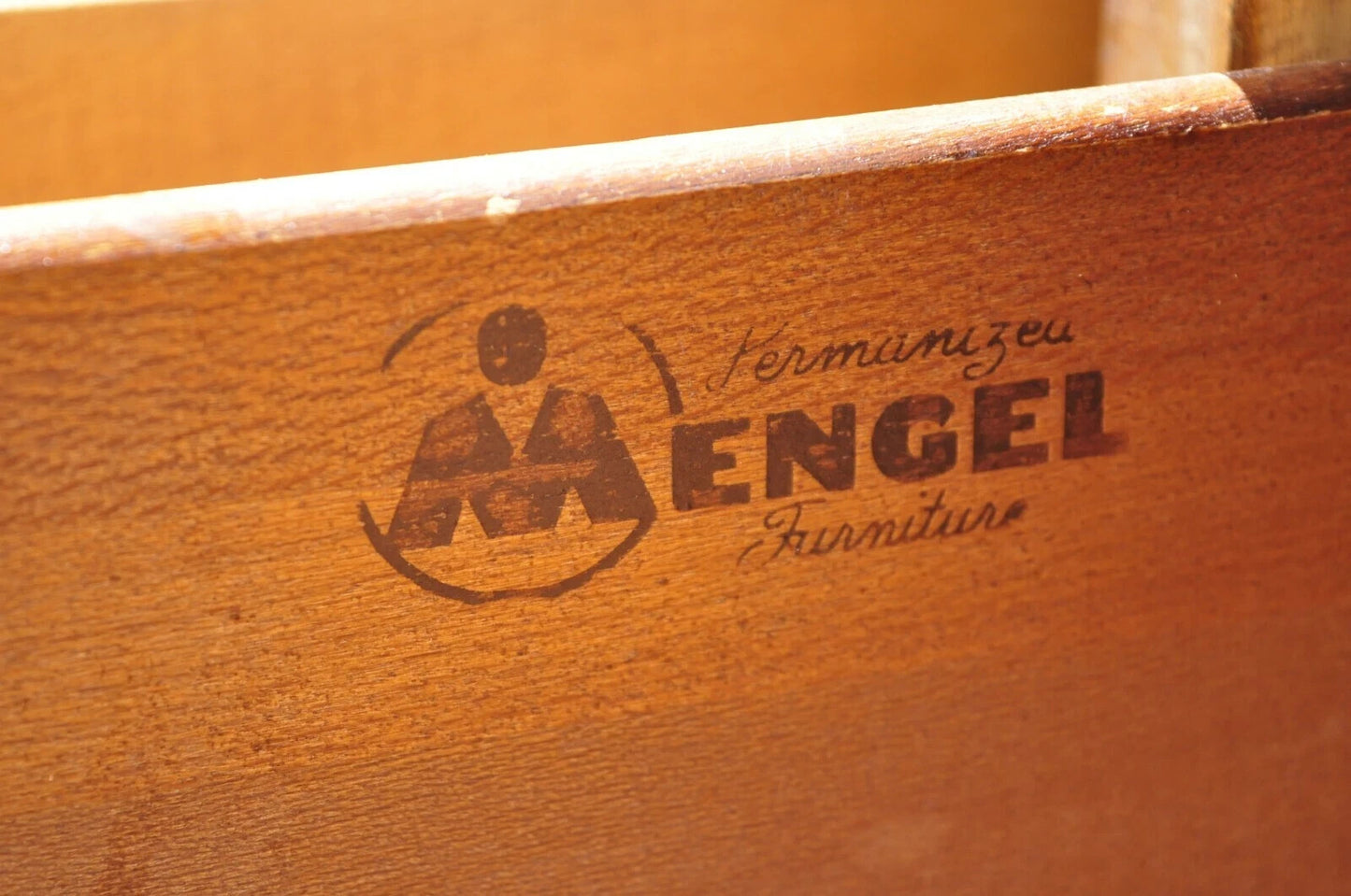 Raymond Loewy Mengel Mid Century Modern Sculpted Oak Buffet Sideboard Credenza
