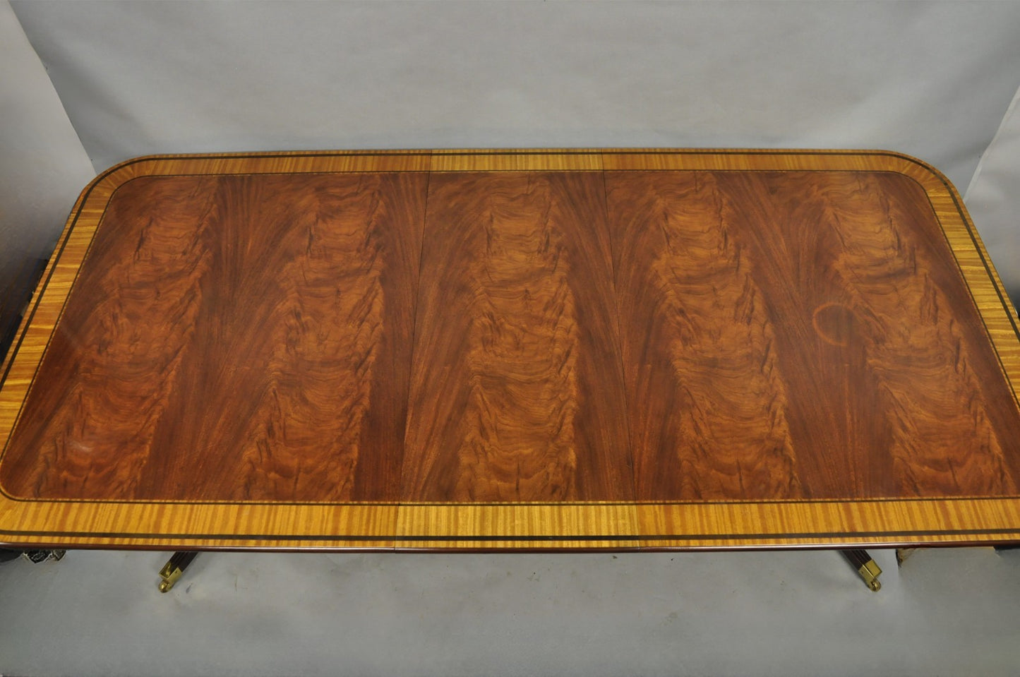 Baker Stately Homes Collection Georgian Duncan Phyfe Mahogany Dining Room Table