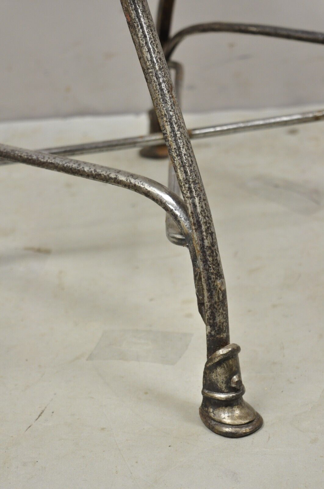 Antique French Wrought Cast Iron Spine Sauveur Arras Scrolling Garden Side Chair