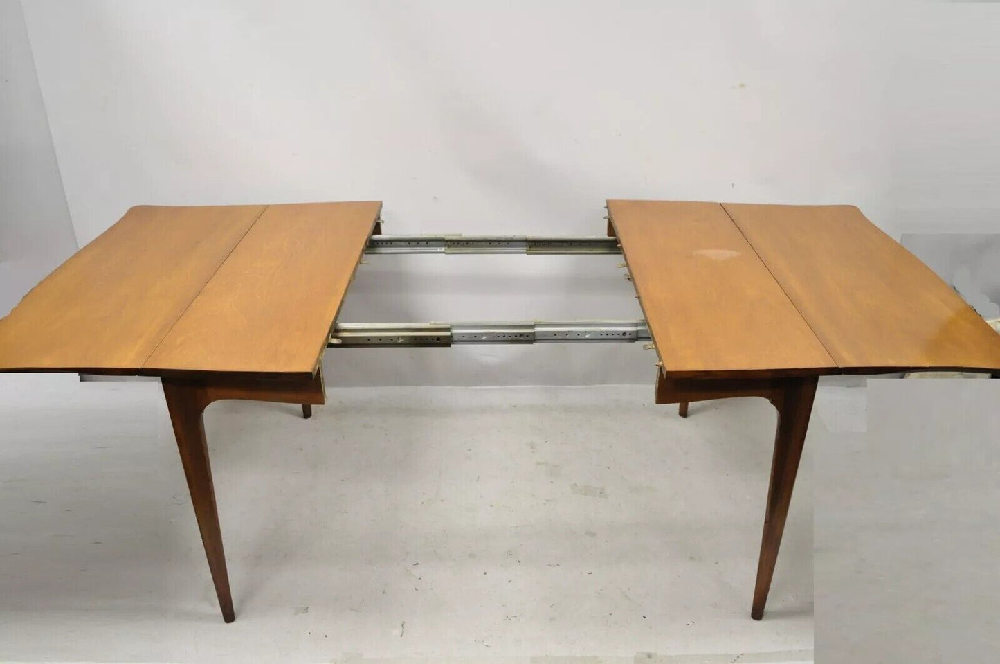 Vintage Drexel Dateline John Van Koert Mahogany Extension Dropleaf Dining Table