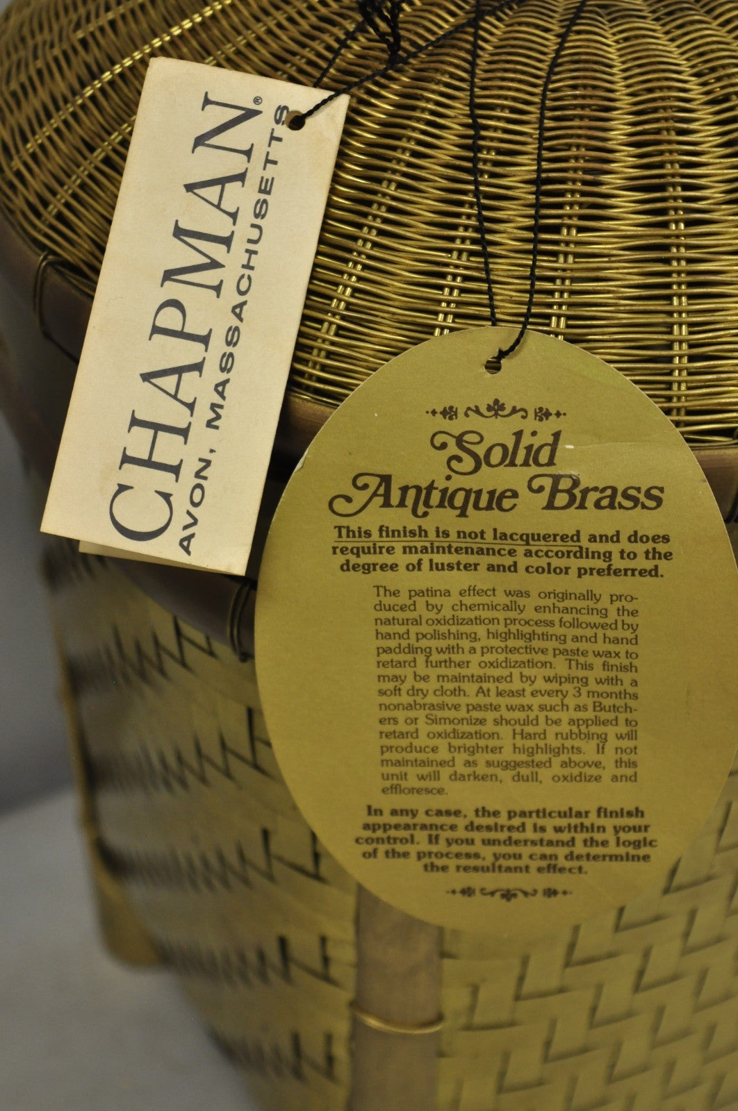 Vintage Chapman Hollywood Regency English Style Brass Woven Basket Table Lamp
