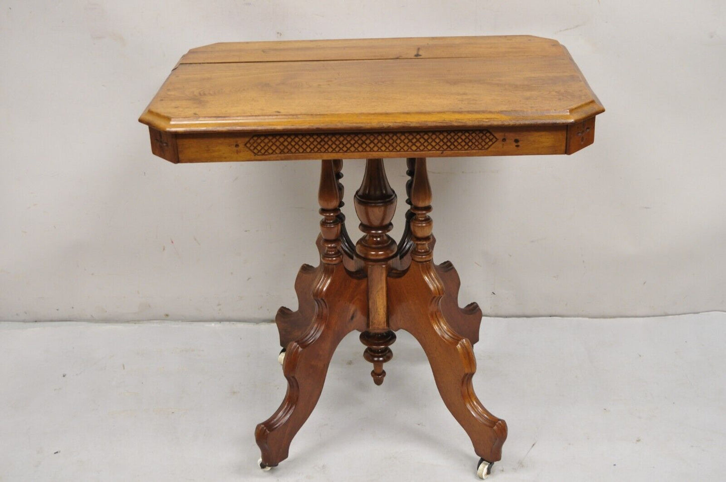 Antique Eastlake Victorian Carved Walnut Pedestal Base Parlor Lamp Table
