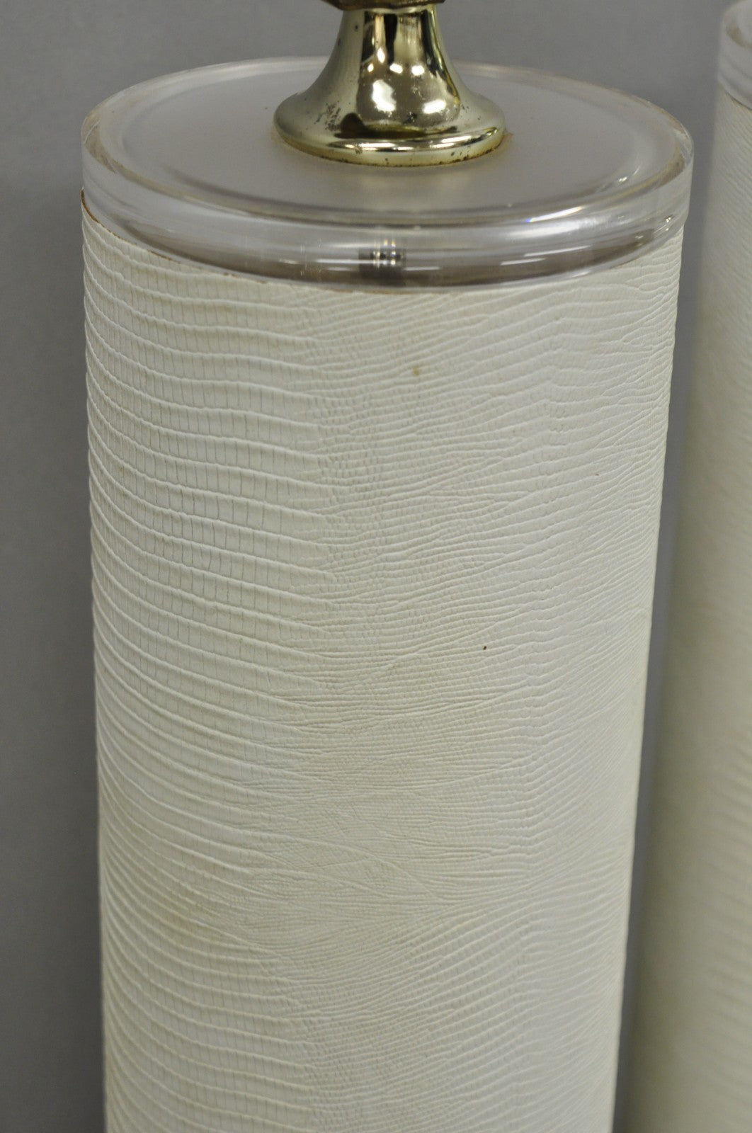 Vintage Hollywood Regency White Faux Alligator Embossed Cylinder Table Lamp Pair