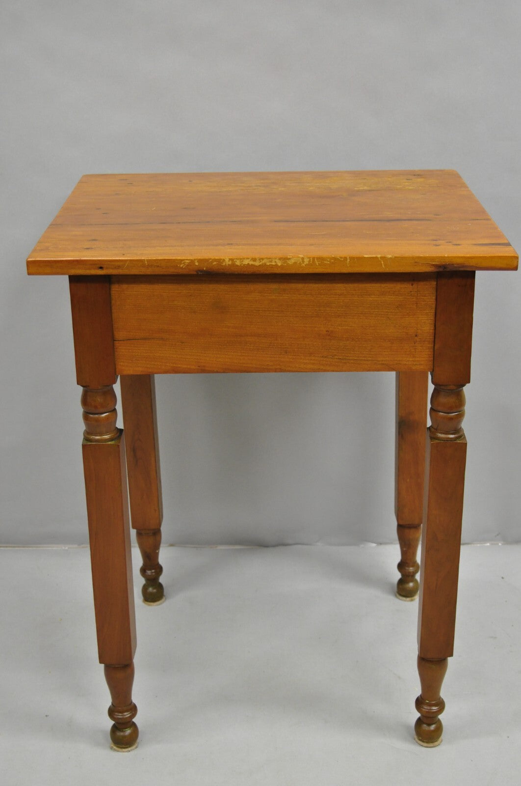 Antique American Colonial Cherry Wood One Drawer Nightstand Work Side Table