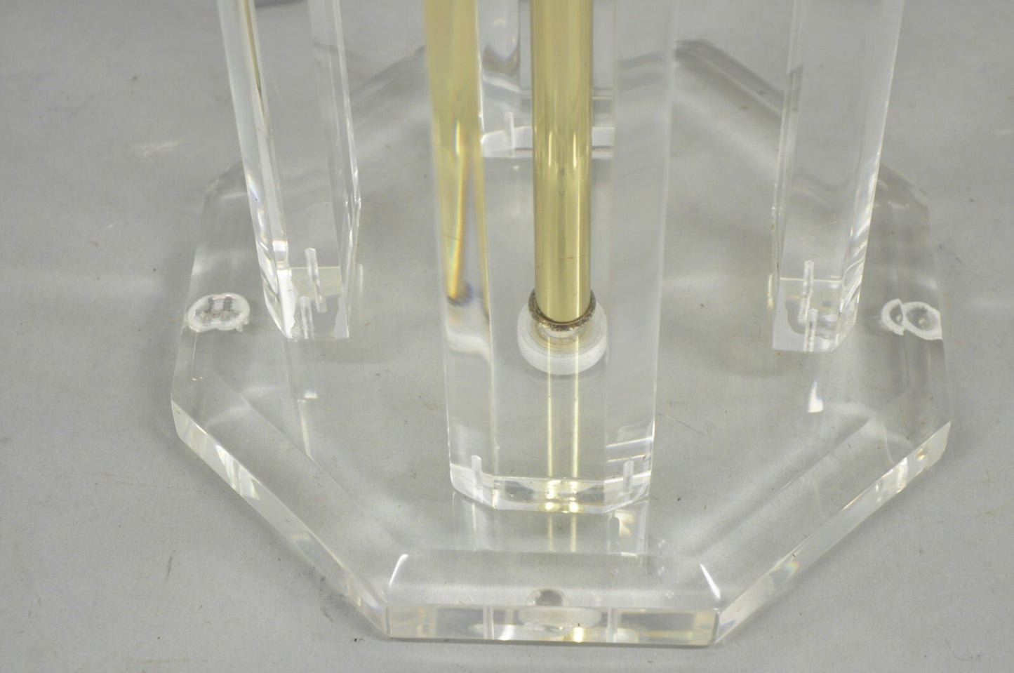 Vintage Mid Century Modern Clear Lucite & Brass Sculptural Modernist Table Lamp