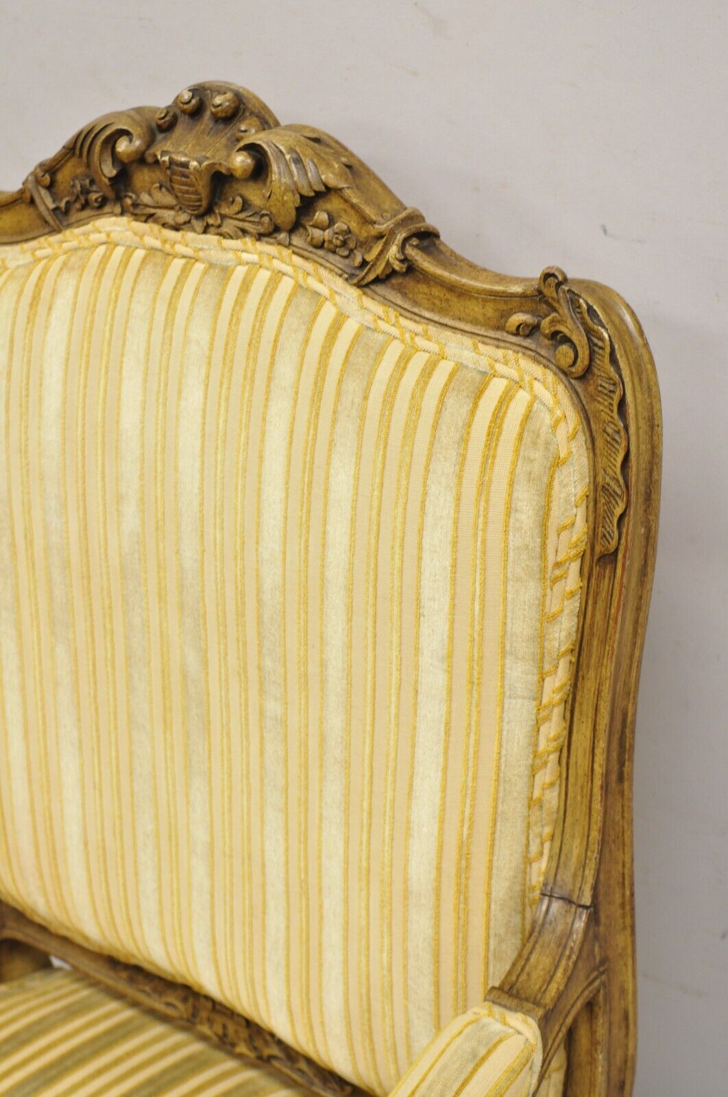 Vintage French Louis XV Style Carved Walnut Fauteuil Parlor Lounge Arm Chair