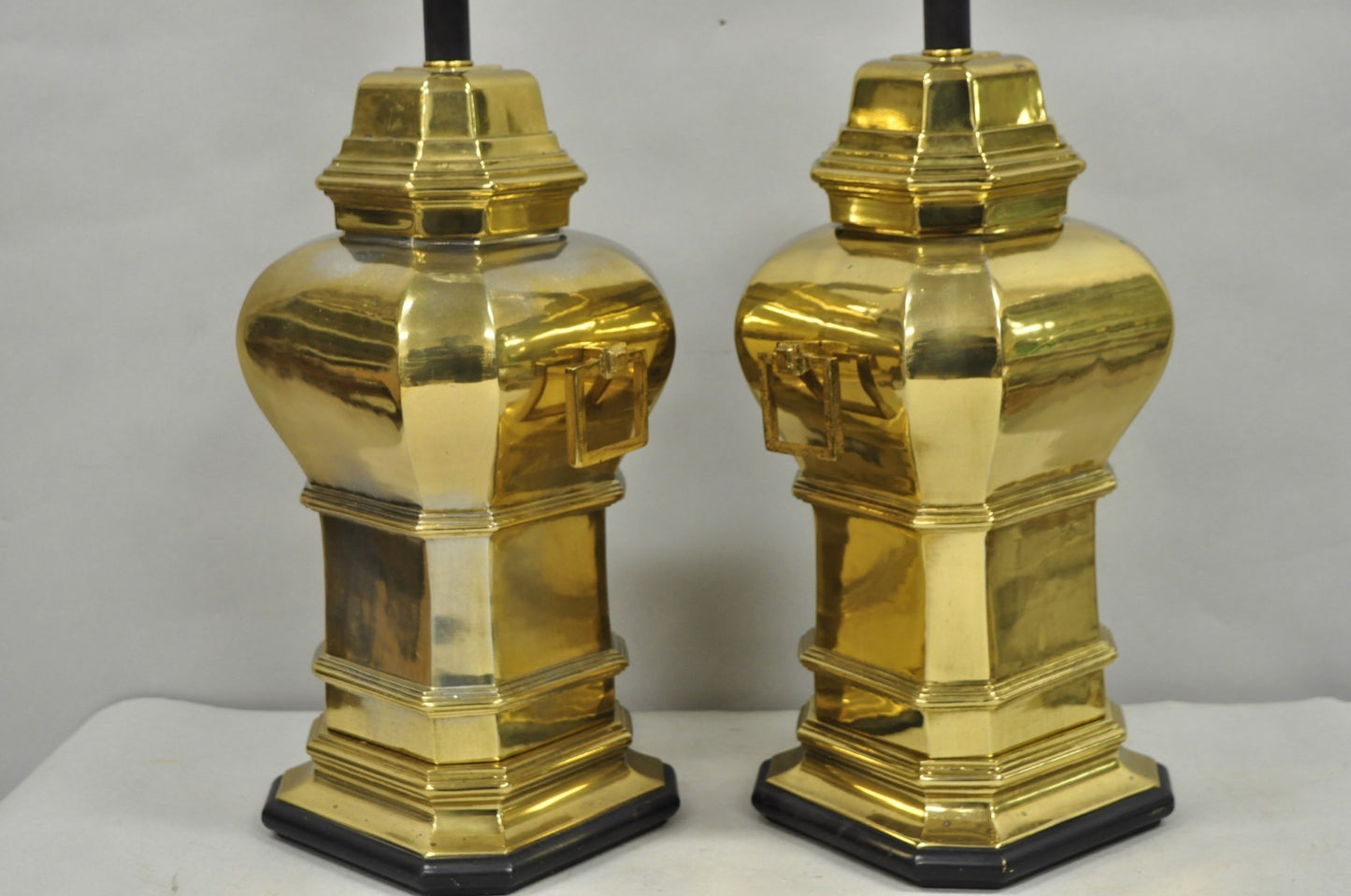 Vintage Chinoiserie Chinese Ginger Jar Brass Plated Metal Table Lamps - a Pair