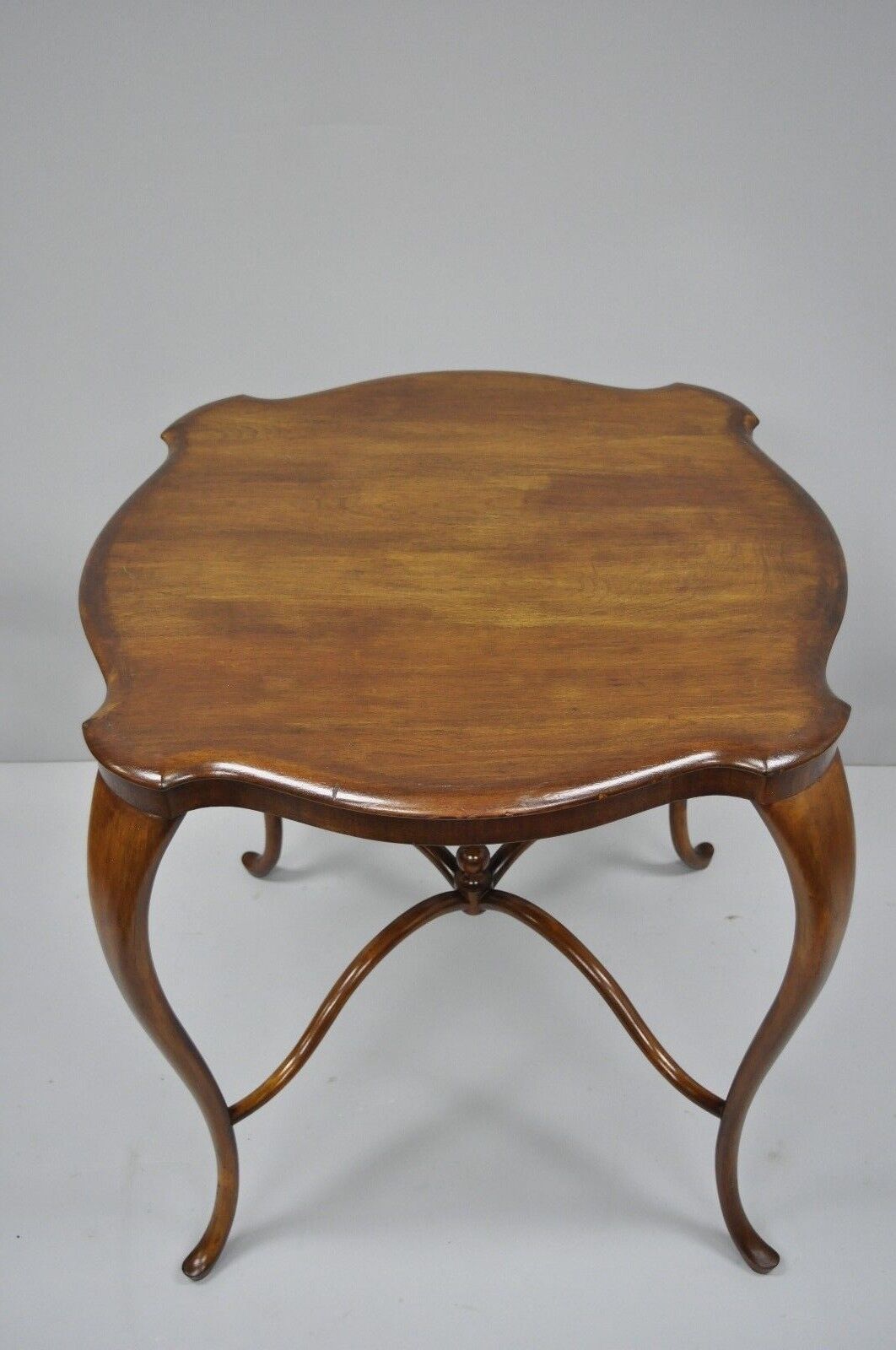 Antique Art Nouveau Victorian Mahogany Turtle Top Cabriole Leg Side Table