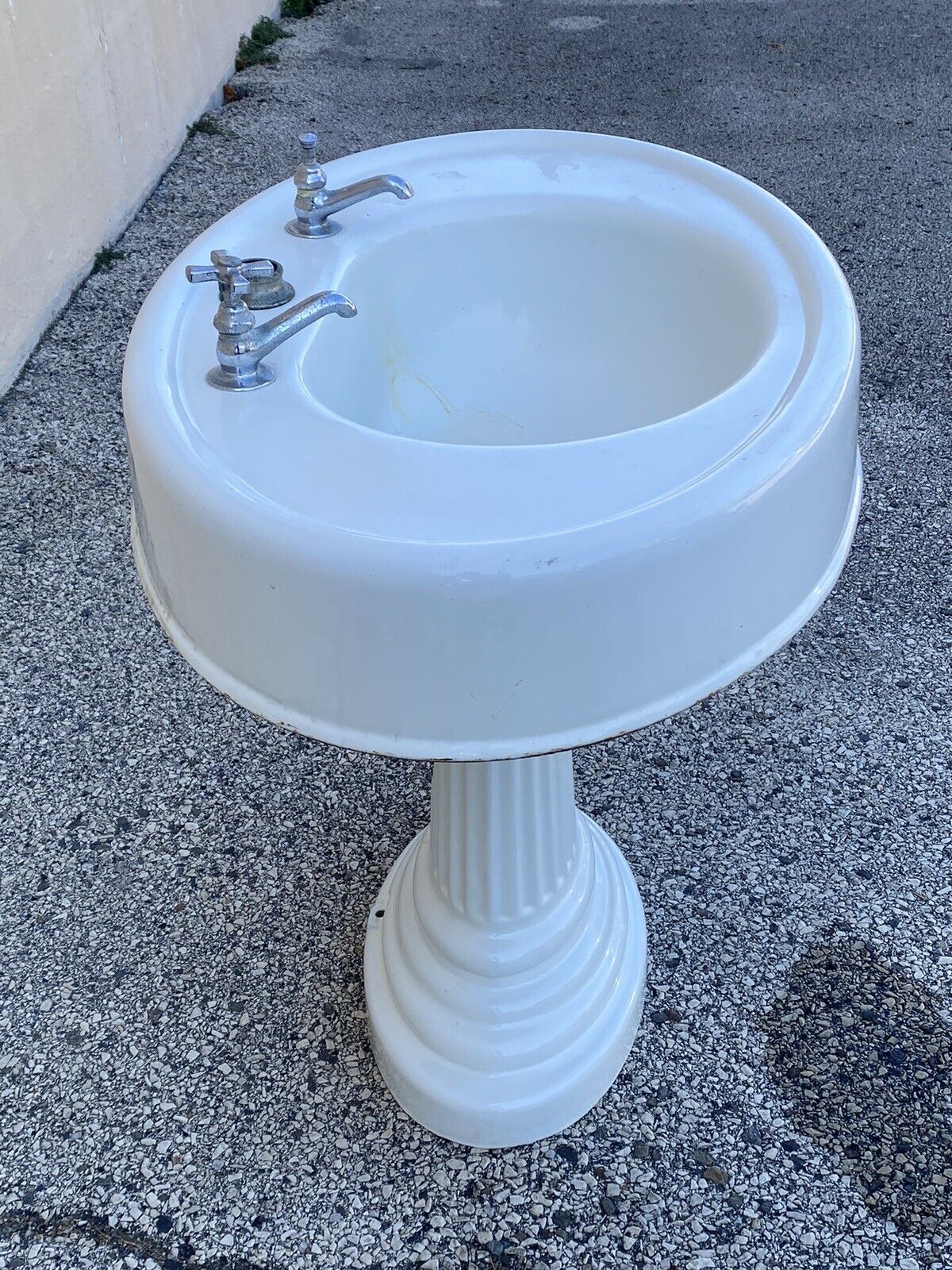 Antique Victorian White Cast Iron Porcelain Enamel Pedestal Bathroom Sink