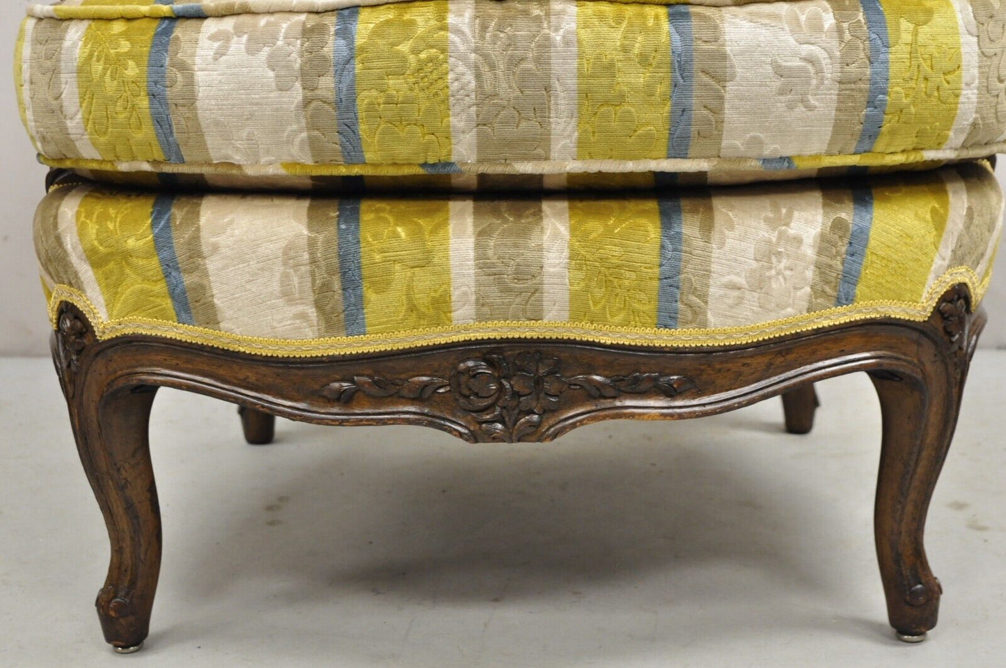 Vintage French Louis XV Style Carved Walnut Upholstered Bergere Lounge Arm Chair