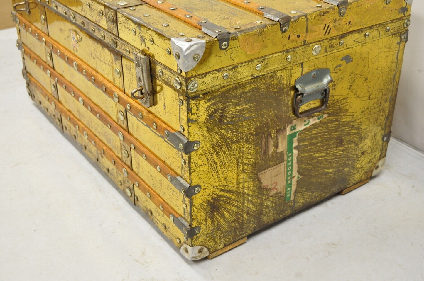 Antique Victorian Brass Clad Wooden Band Train Trunk Storage Treasure Chest