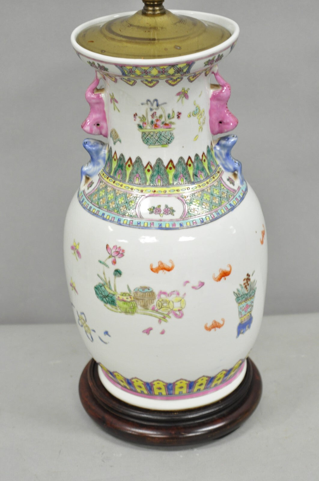Vintage Chinese Hand Painted Porcelain Jardinierie Floral Chinoiserie Table Lamp