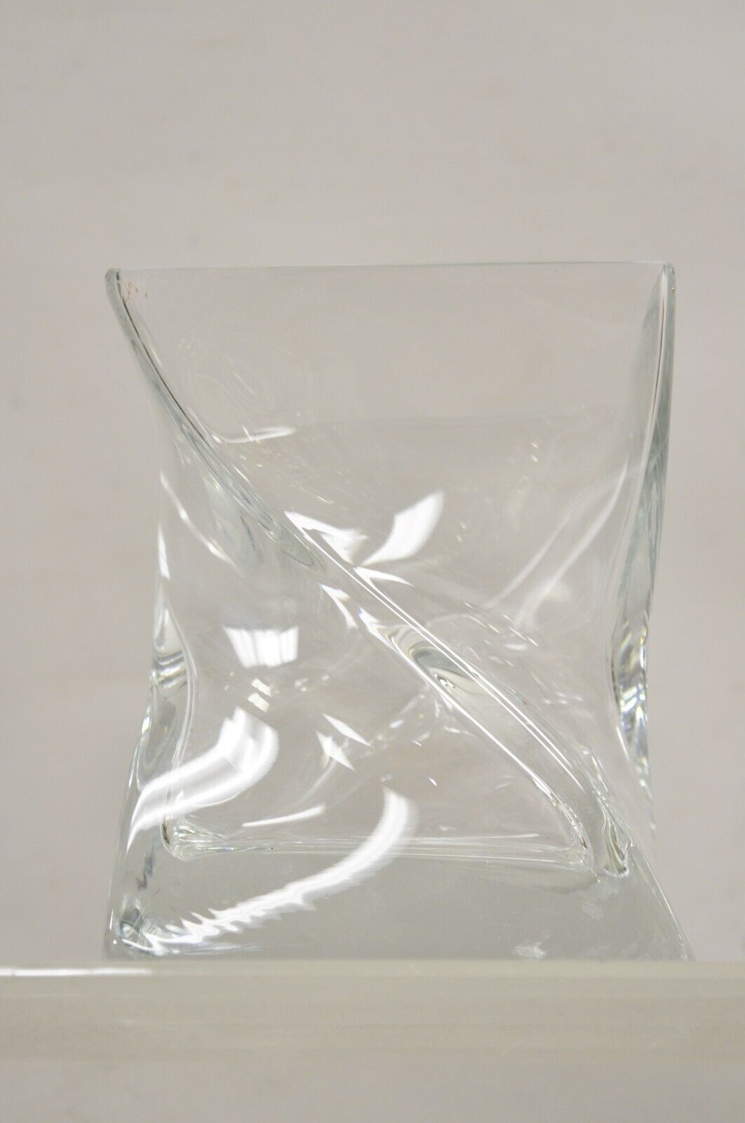 Modern Abstract Turkish Konart Twisted Glass Crystal Vase Centerpiece (B)