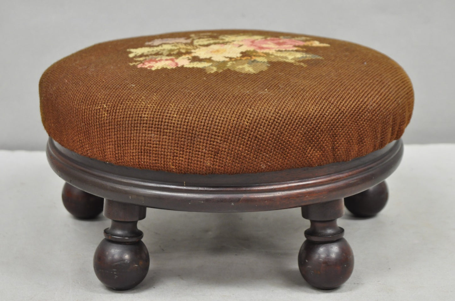 Antique Victorian Round Needlepoint Small Footstool Ottoman w/ 5 Walnut Bun Feet