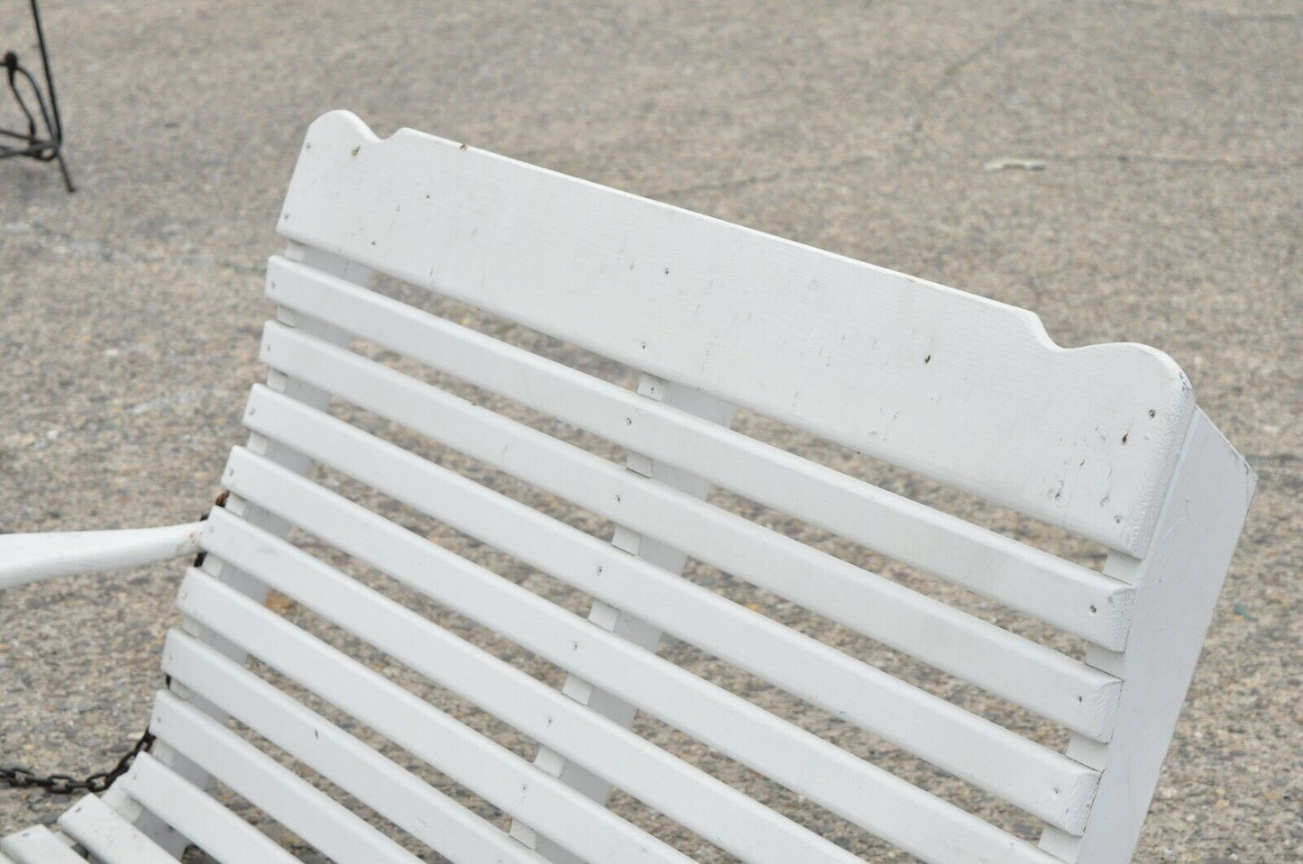 Vintage White Painted Wooden Slat Hanging Garden Patio Bench Love Seat Swing