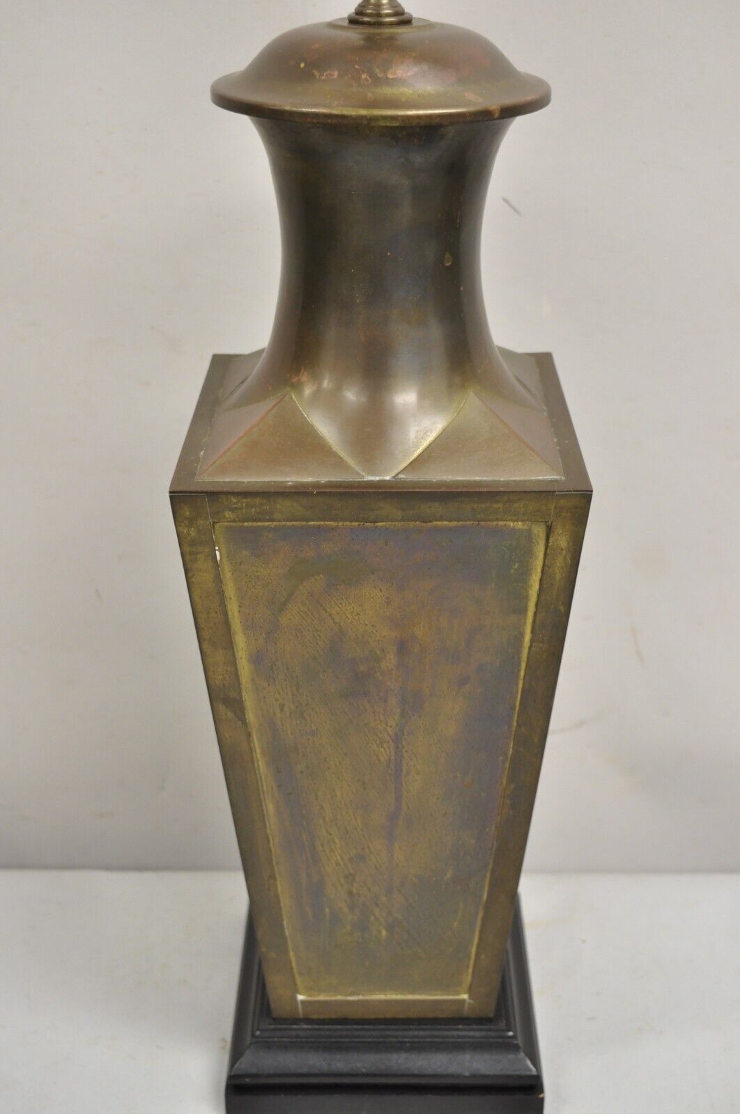 Vintage Chinoiserie Patinated Brass Square Jardiniere Table Lamp Wildwood