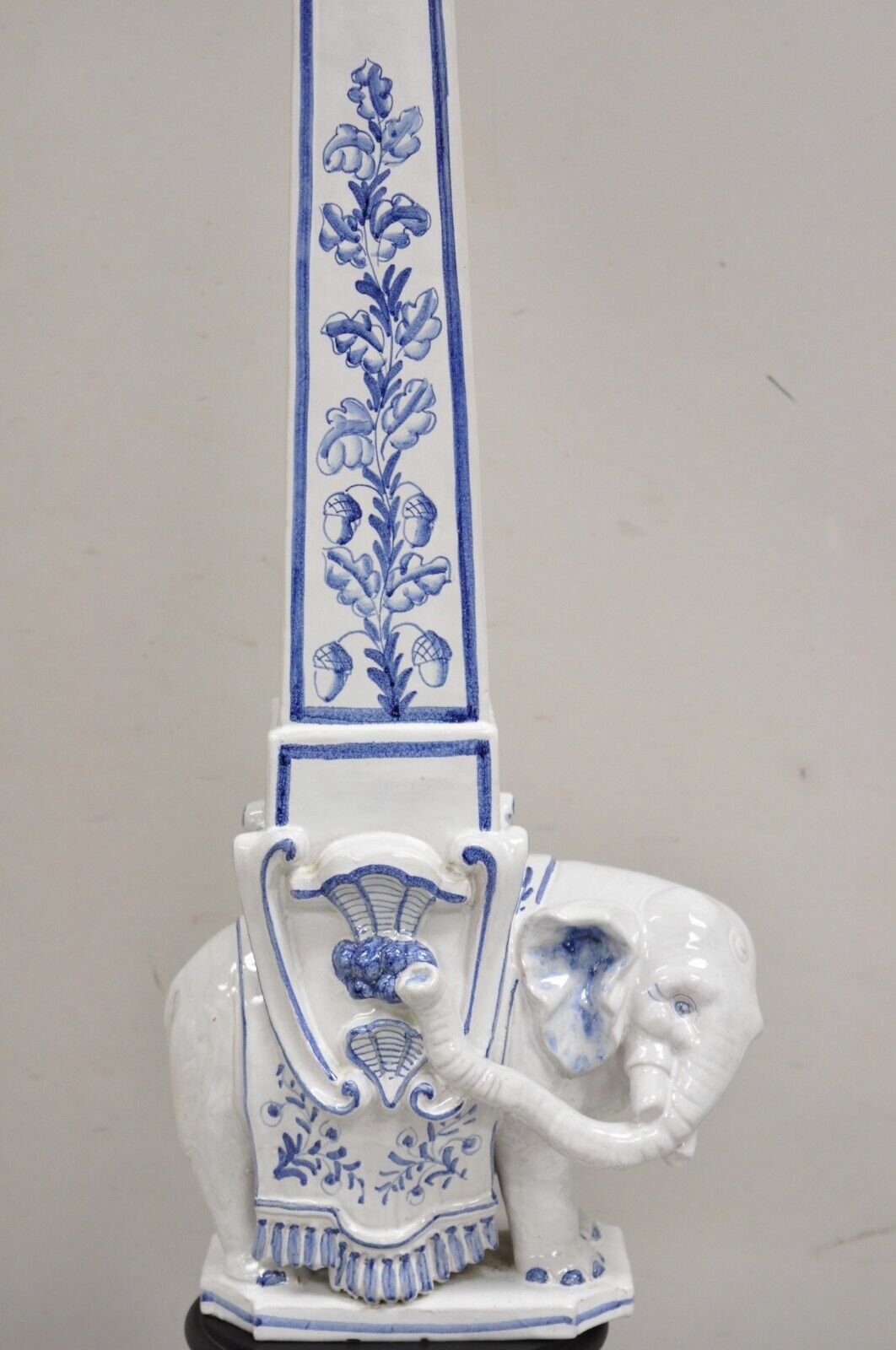 Vintage Ross & Seeley Chinoiserie Tall Blue White Porcelain Elephant Table Lamp
