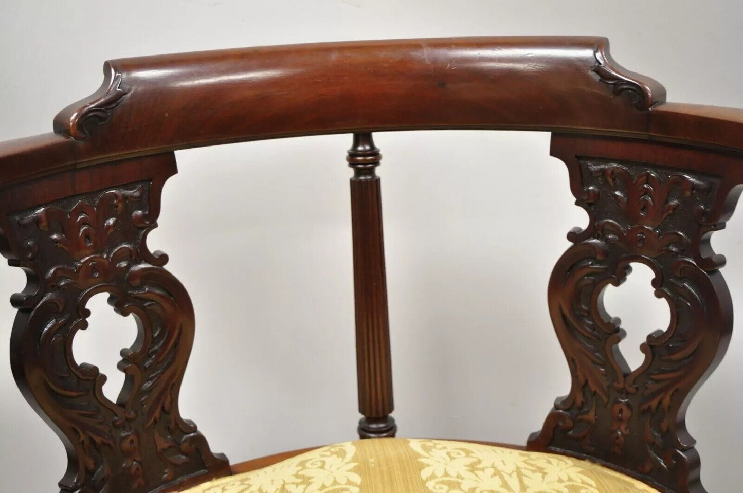 Antique Victorian French Style Mahogany Vanity Accent Side Chair with Round Seat