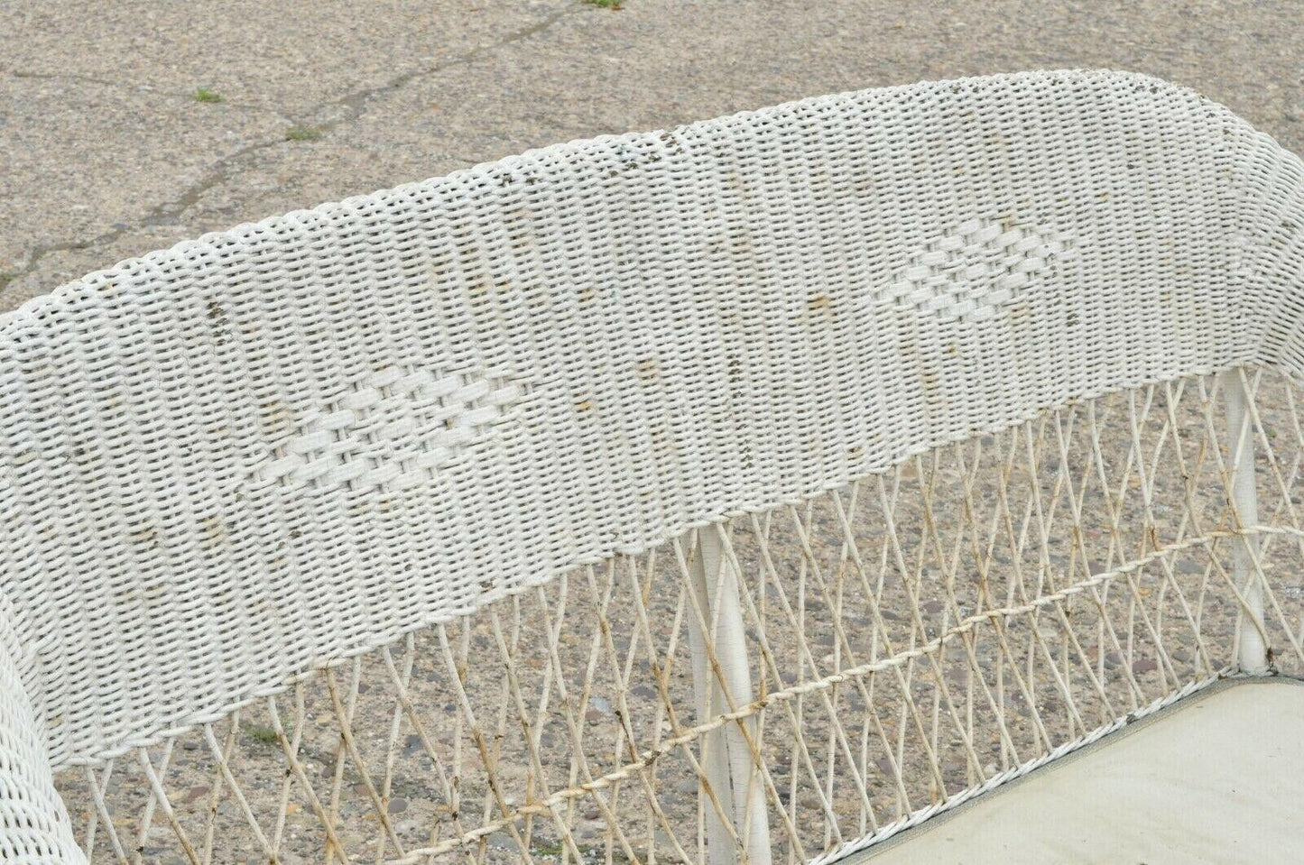 Antique Victorian Wicker Rattan White Painted Sunroom Patio Furniture Sofa