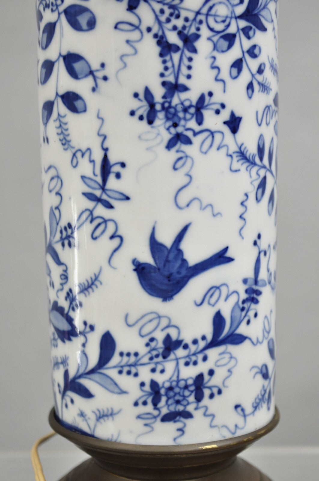 Antique Chinoiserie Blue and White Porcelain Jardiniere Bird & Vine Table Lamp
