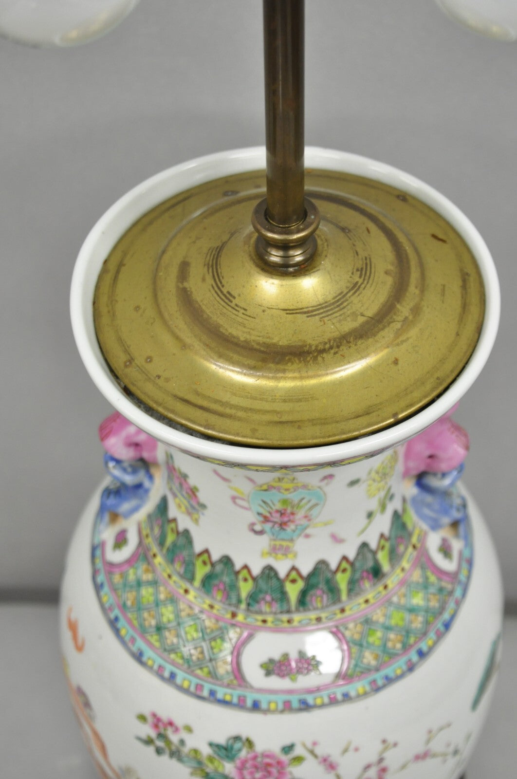 Vintage Chinese Hand Painted Porcelain Jardinierie Floral Chinoiserie Table Lamp