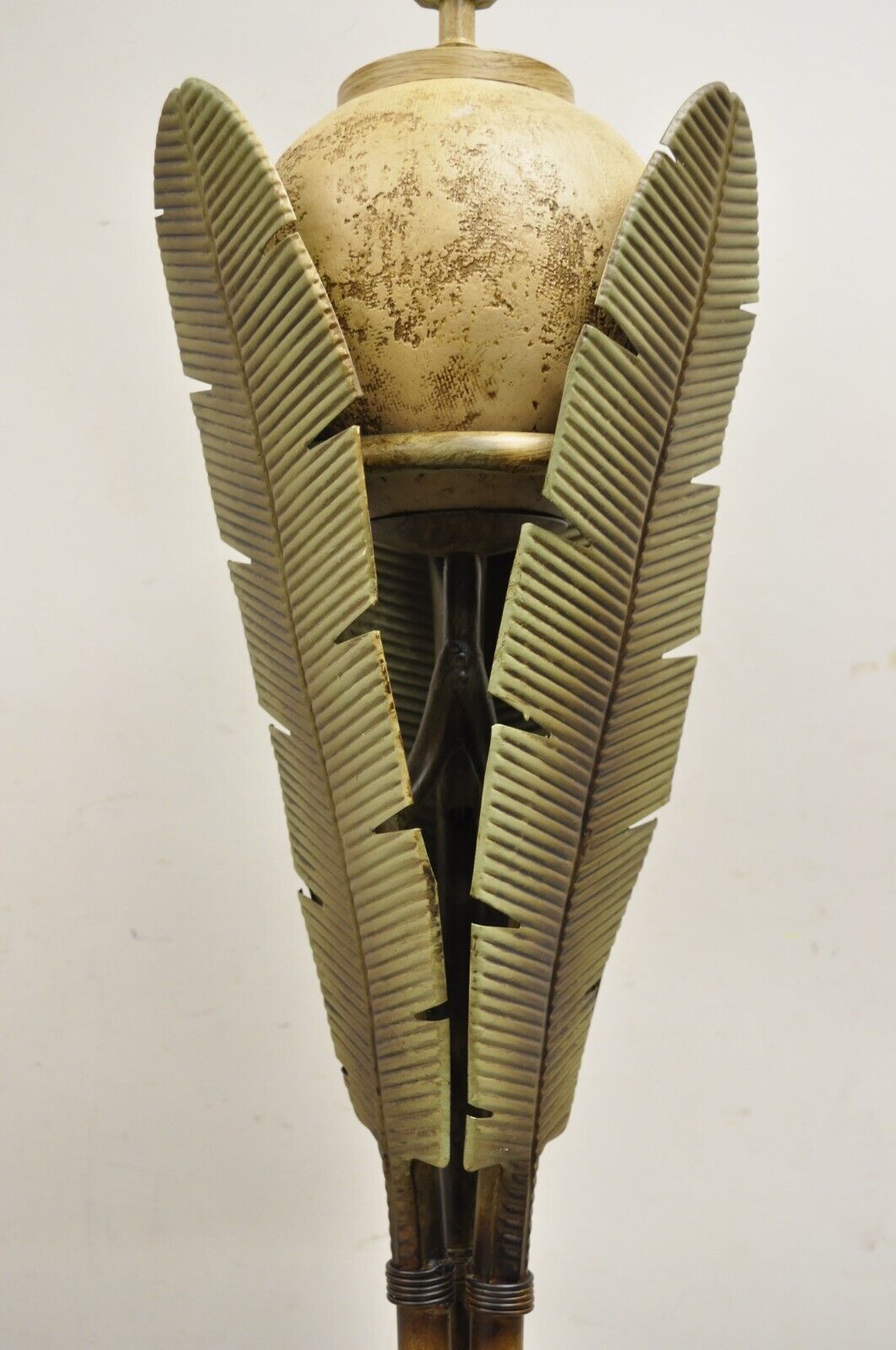 Vintage Hollywood Regency Metal Bamboo Palm Leaf Tropical Floor Lamp