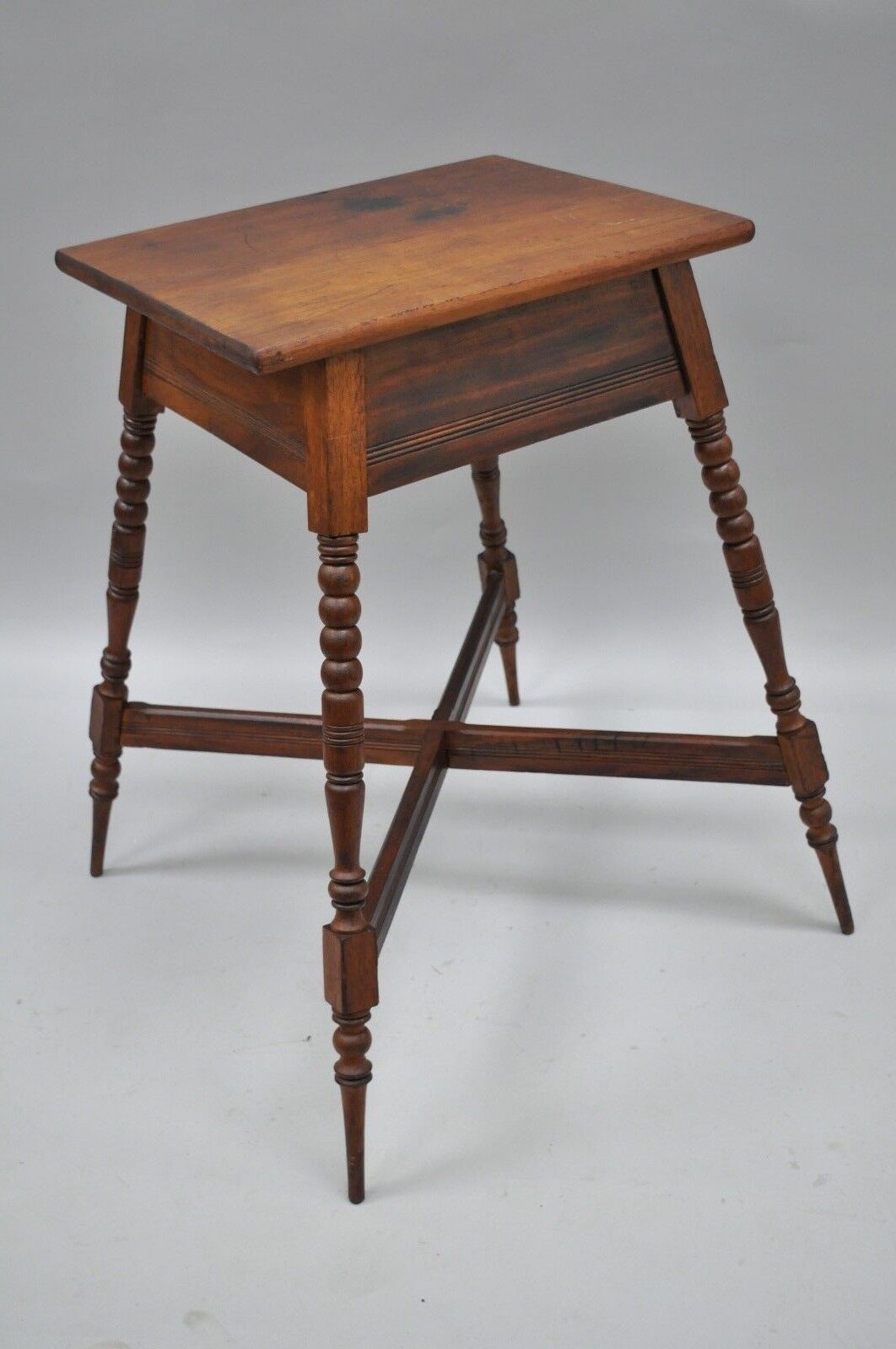 Antique Eastlake Victorian Turn Carved Spindle Leg Walnut Plant Stand Fern Table