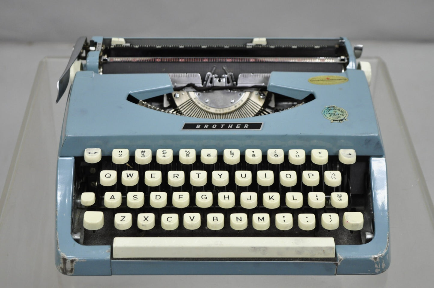 Vintage Brother Webster XL-747 Portable Typewriter Baby Blue with Metal Case
