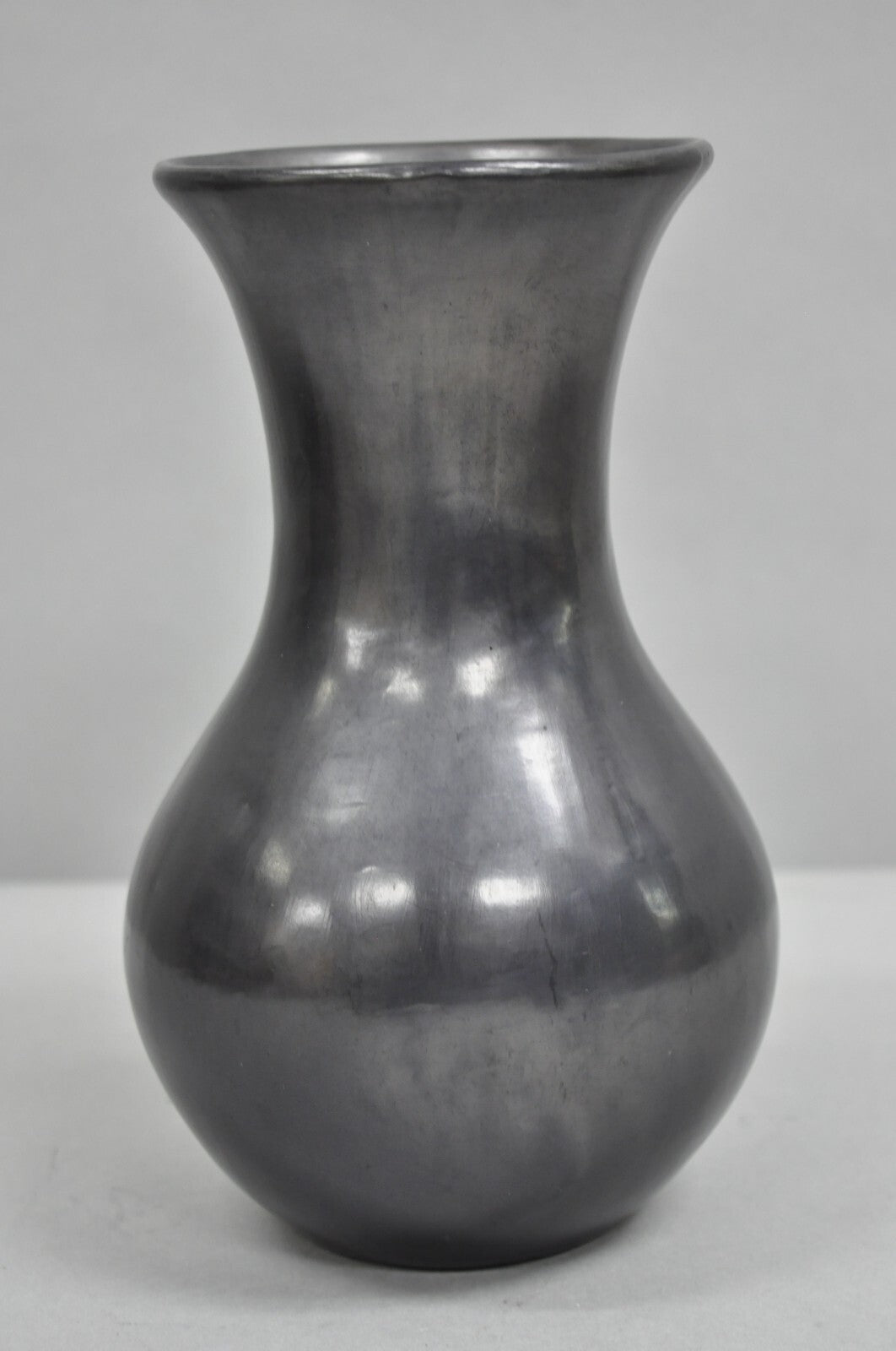 Dona Rosa Barro Negro Black Pottery 9" Bulbous Flower Vase Mid Century Modern