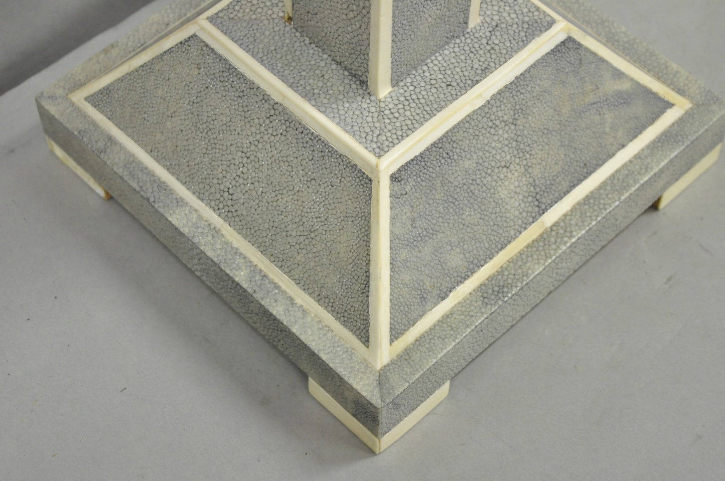 Vintage Faux Shagreen Sharkskin Column Gray Art Deco Style Decorator Table Lamp