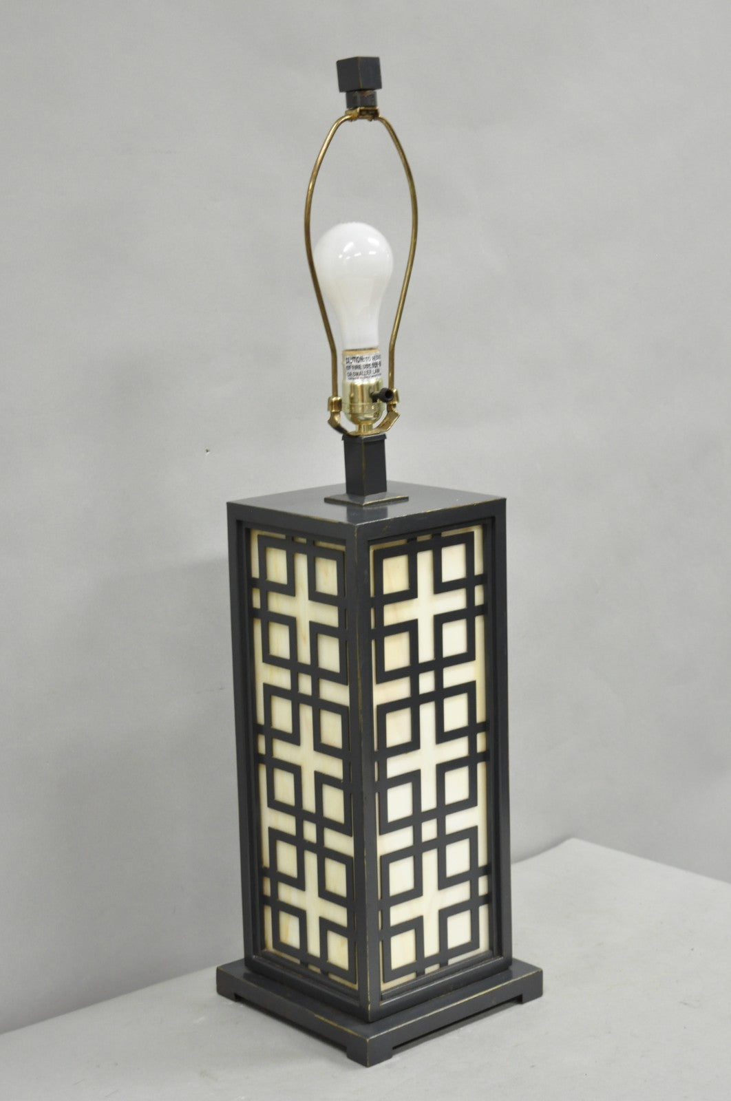 Contemporary Chinoiserie Stained Glass Brushed Metal Fretwork Design Table Lamp