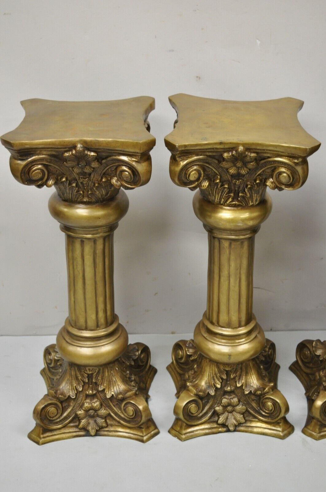 Vintage Brass Bronze Fluted Corinthian Column 29" Classical Pedestal Plant Stand