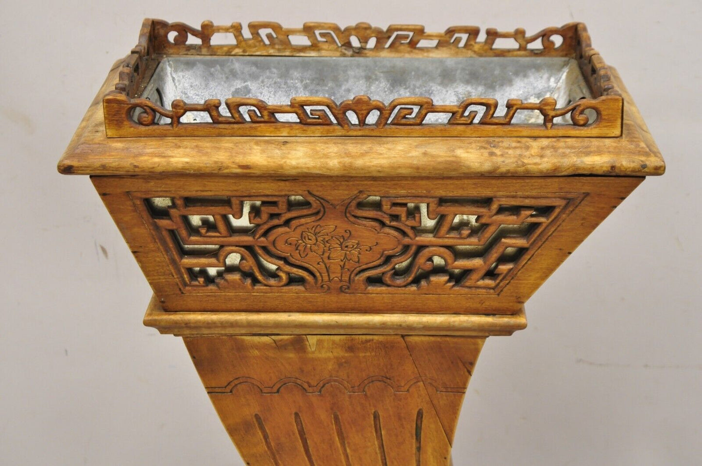 Vintage Carved Teak Wood Fretwork Figural Cornucopia Chinese Plant Stand Planter