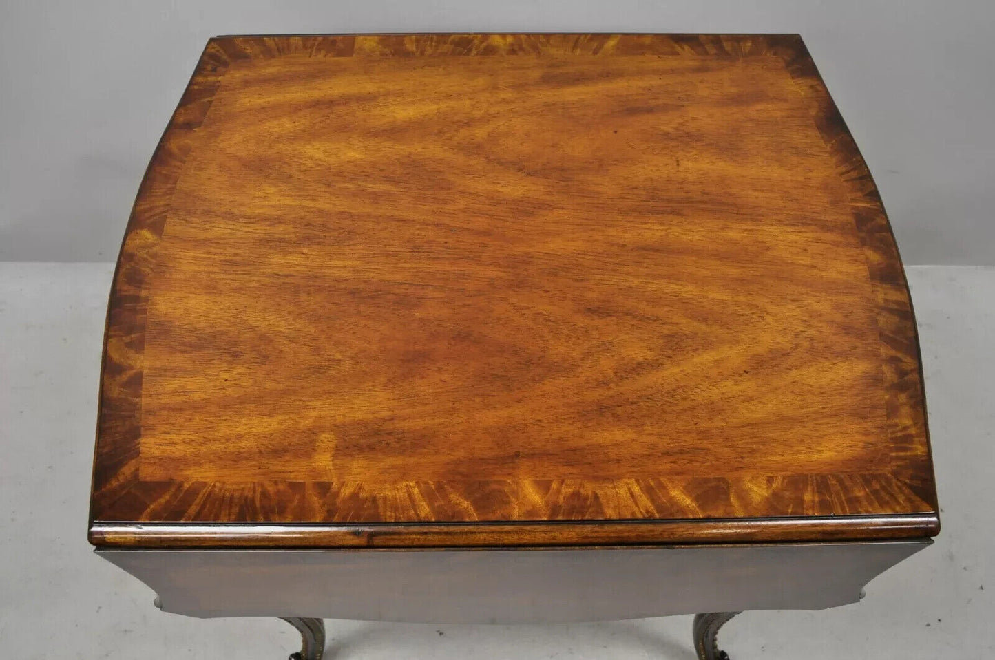 Theodore Alexander Replica English George III Ca. 1775 Pembroke Drop Leaf Table