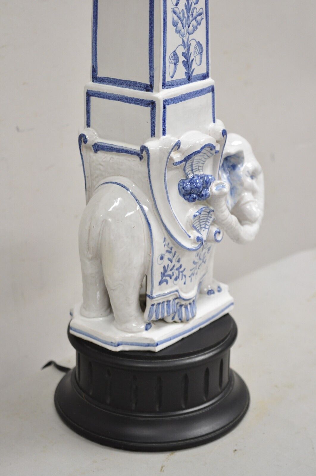 Vintage Ross & Seeley Chinoiserie Tall Blue White Porcelain Elephant Table Lamp