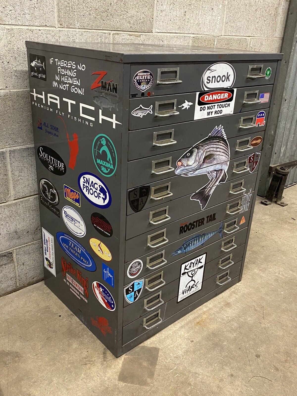 Vintage Steel Metal 11 Drawer Garage Fish Tackle Box Tool Chest Parts Cabinet