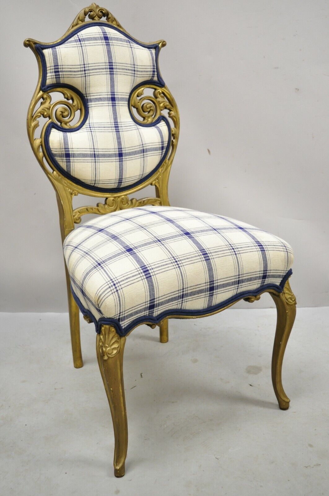 Antique French Victorian Gold Giltwood Scroll Carved Accent Side Chair