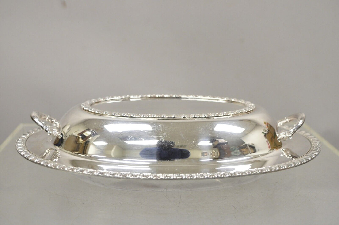 Vintage WM Rogers Fenwick Silver Plated Lidded Vegetable Serving Platter