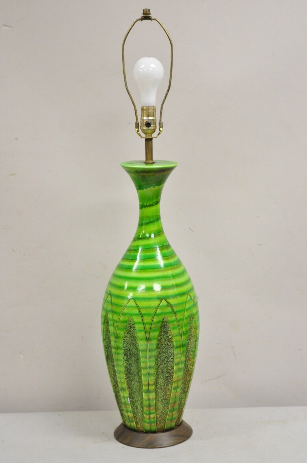 Vintage Mid Century Modern Green Lava Glazed Ceramic Pottery Italian Table Lamp