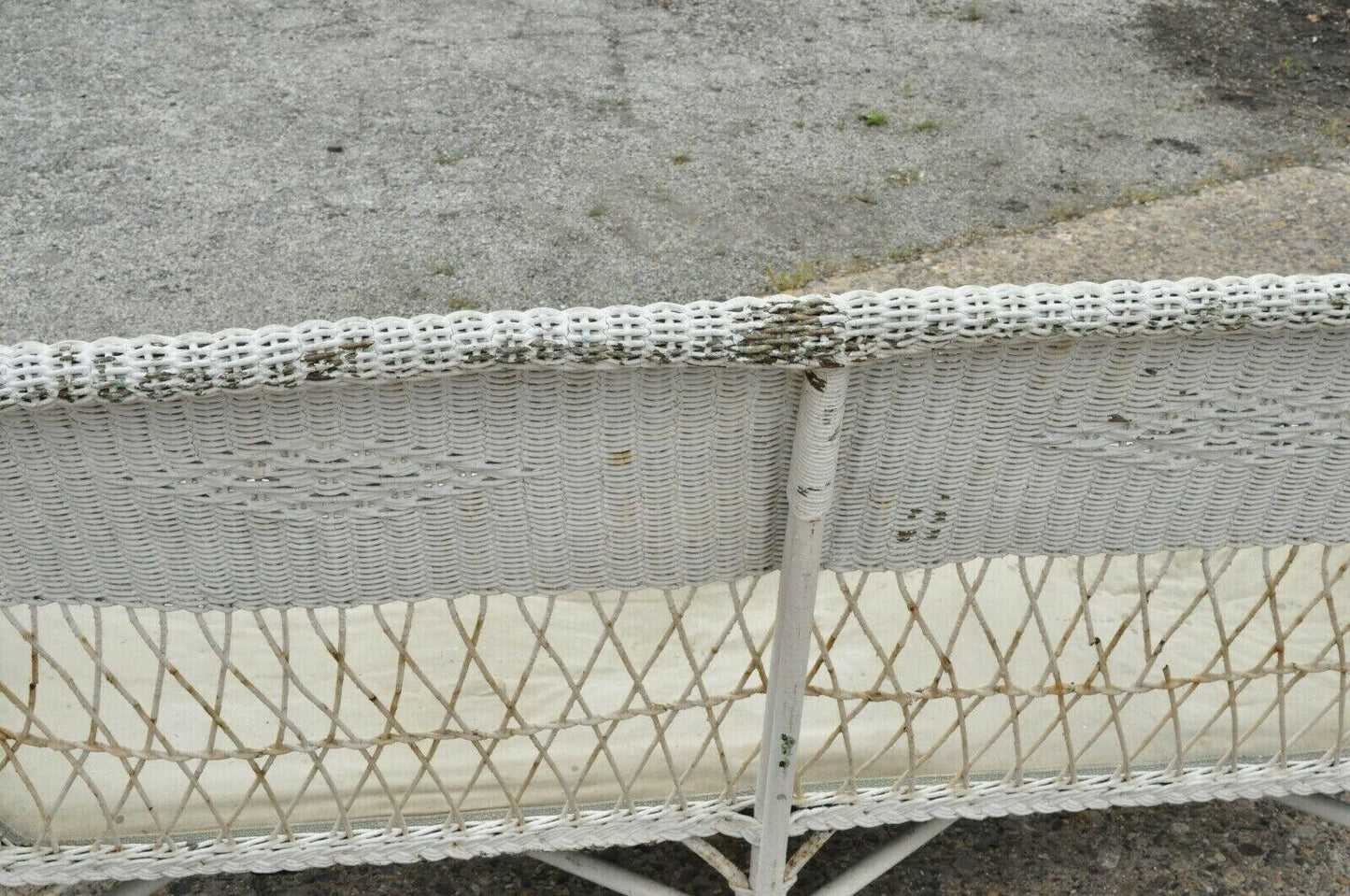 Antique Victorian Wicker Rattan White Painted Sunroom Patio Furniture Sofa