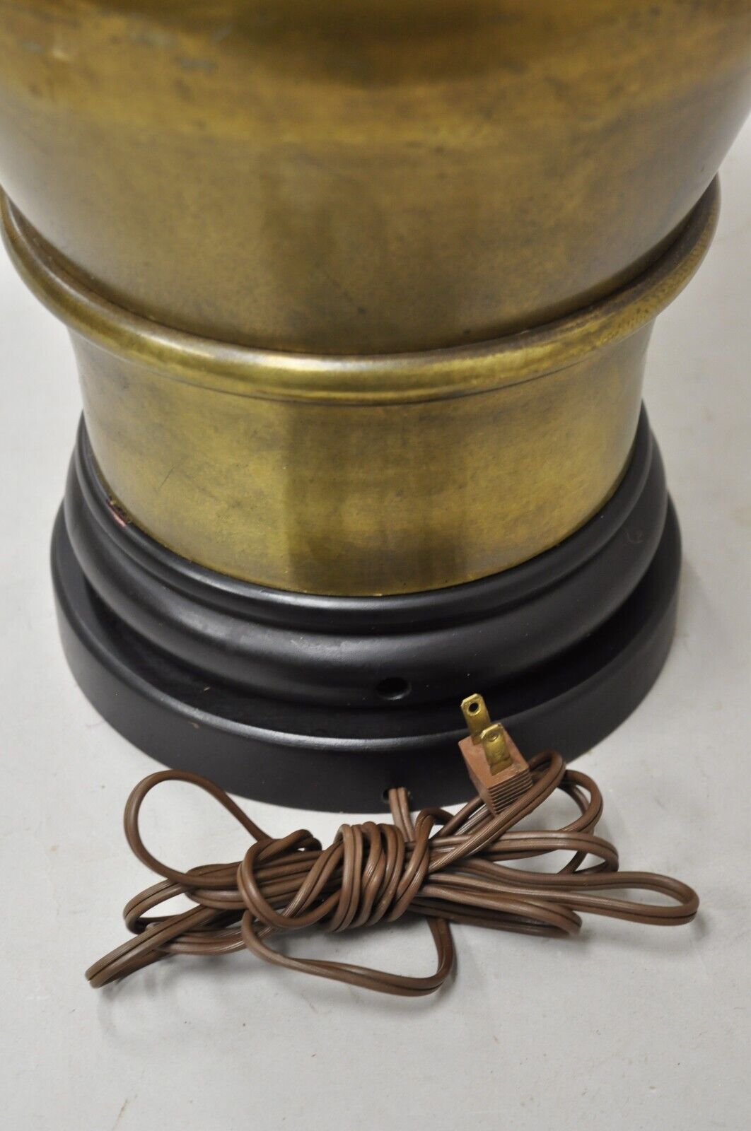 Vintage Hollywood Regency Chinoiserie Patinated Brass Ginger Jar Table Lamp