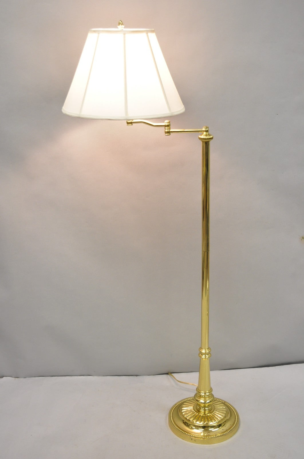 Vintage Traditional Polished Brass Swing Arm Reading Pole Floor Lamp w/ Shade