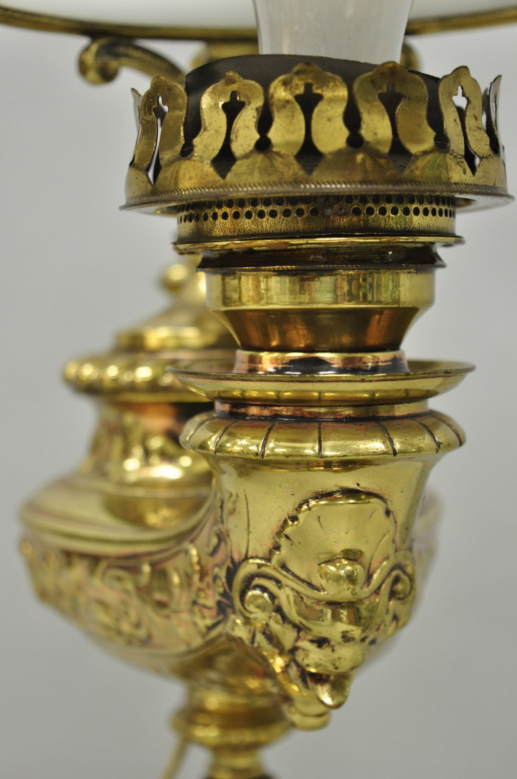 Antique Wild & Wessel Italian Classical Style Brass Figural Lantern Desk Lamp
