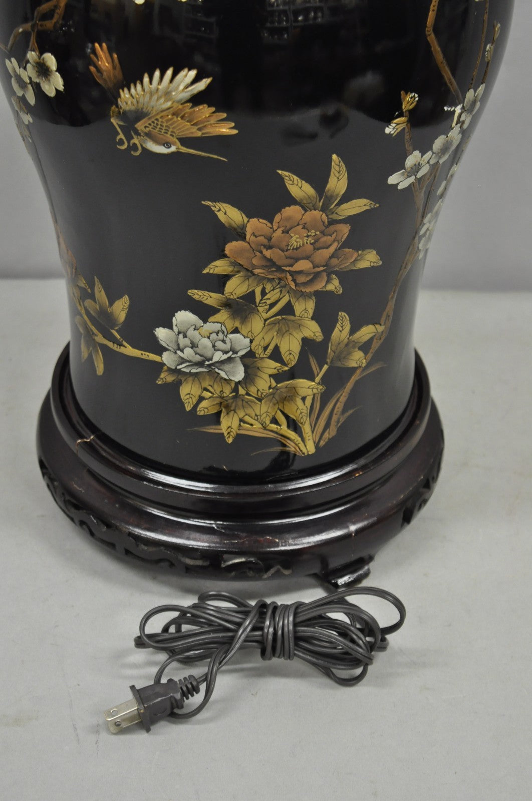 Vintage Chinoiserie Oriental Chinese Black Porcelain Large Ginger Jar Table Lamp