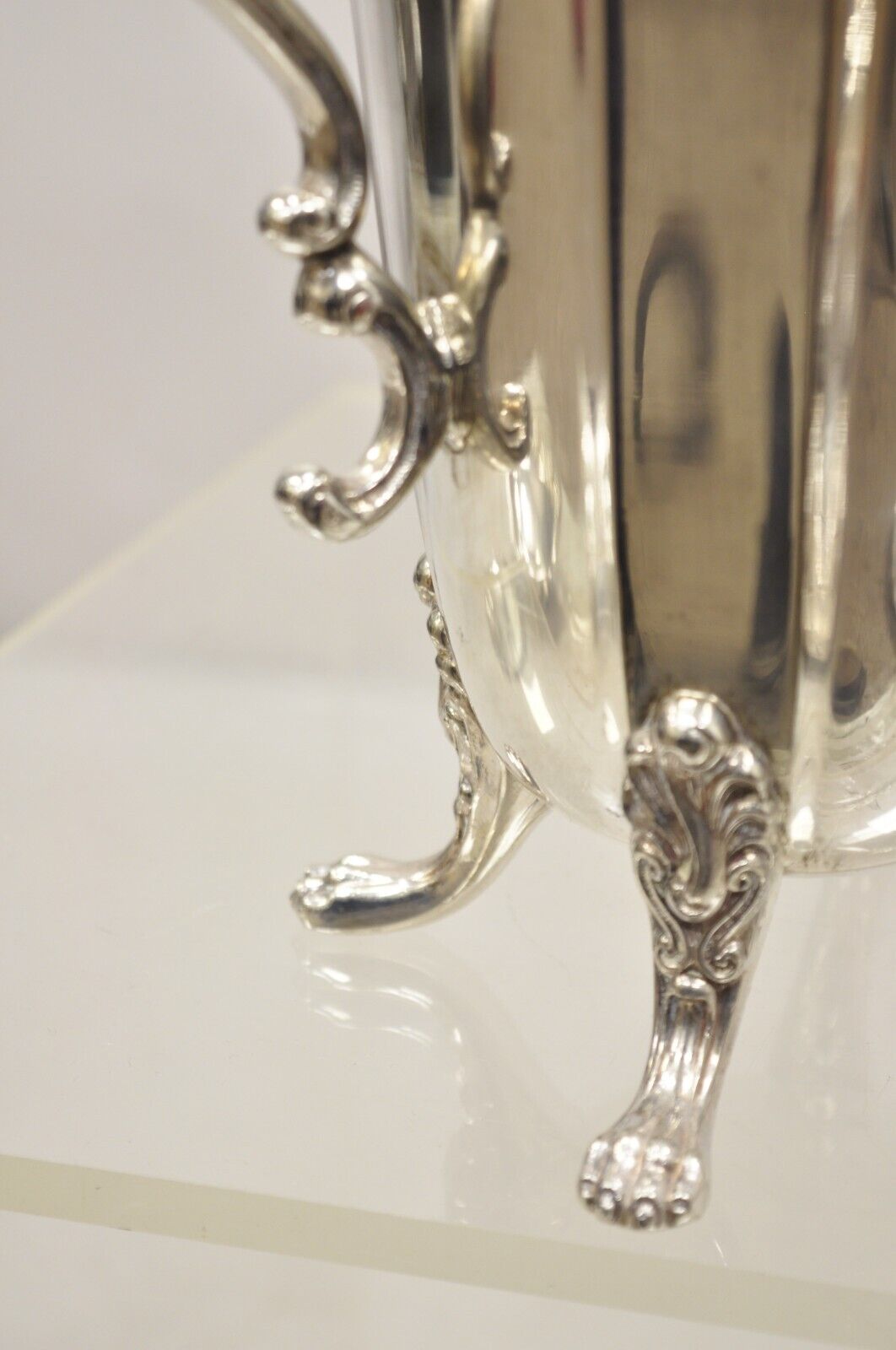 Vintage Victorian Silver Plated Fluted Paw Feet Footed Water Beverage Pitcher