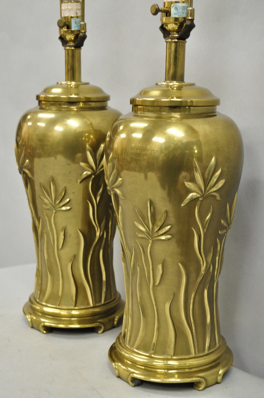 Vintage Ethan Allen Brass Jardiniere Tulip Flower Chinoiserie Table Lamps a Pair