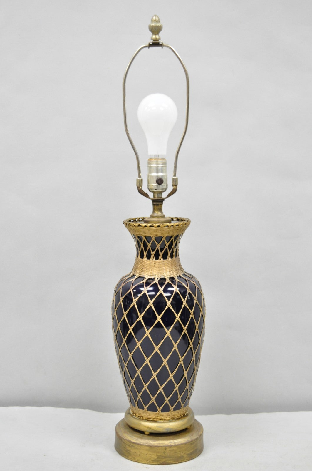 Antique Chinoiserie Japanese Cobalt Blue Porcelain Vase Brass Lattice Table Lamp