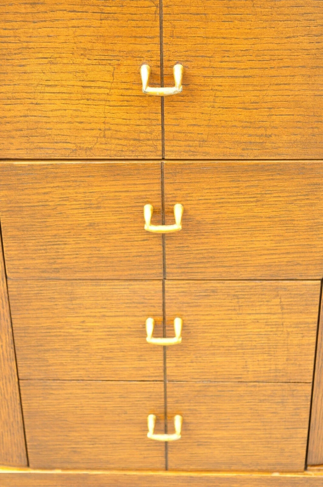 Raymond Loewy Mengel Mid Century Modern Sculpted Oak Buffet Sideboard Credenza