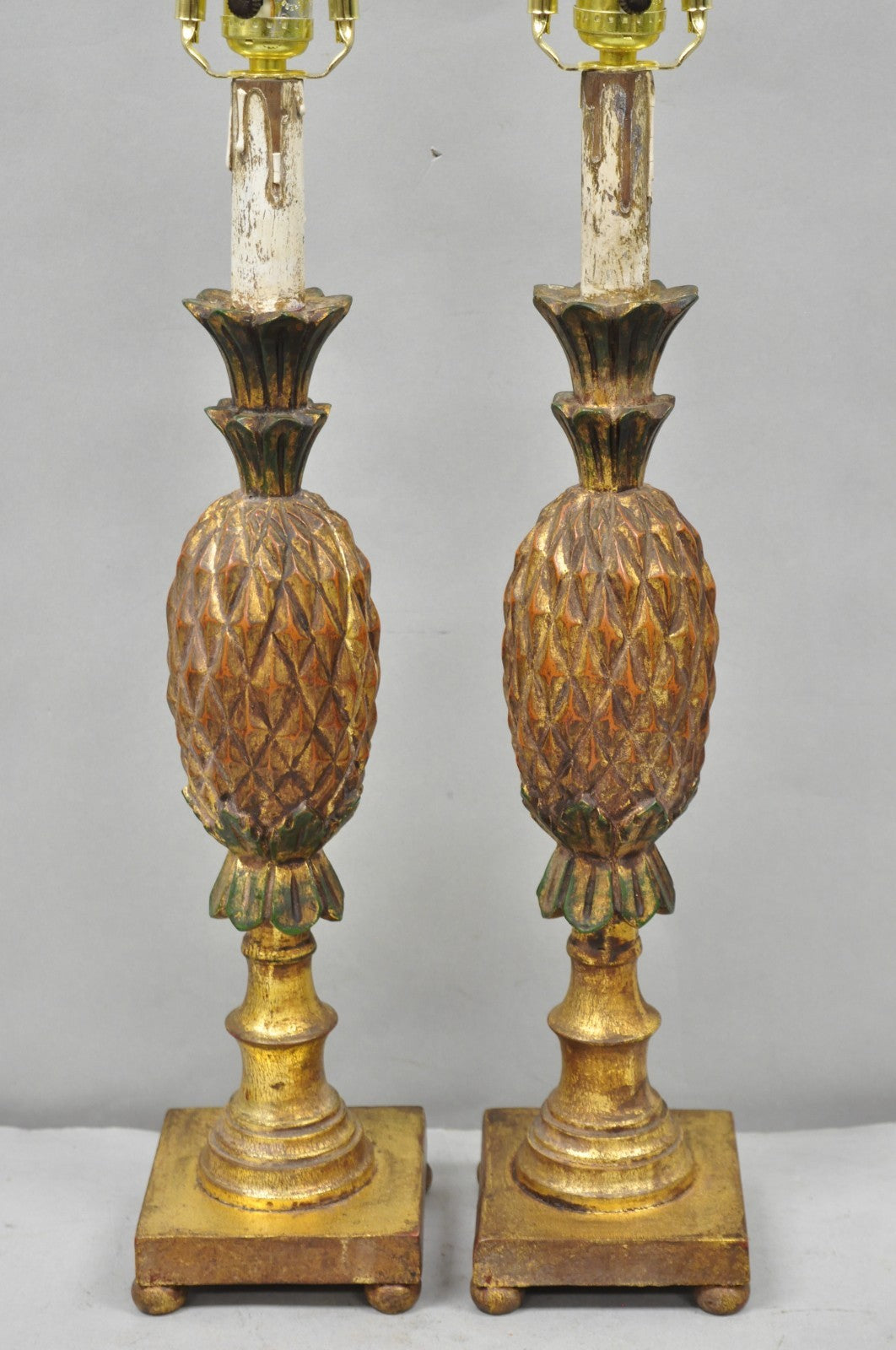 Vintage Italian Hollywood Regency Carved Gold Giltwood Pineapple Table Lamp Pair